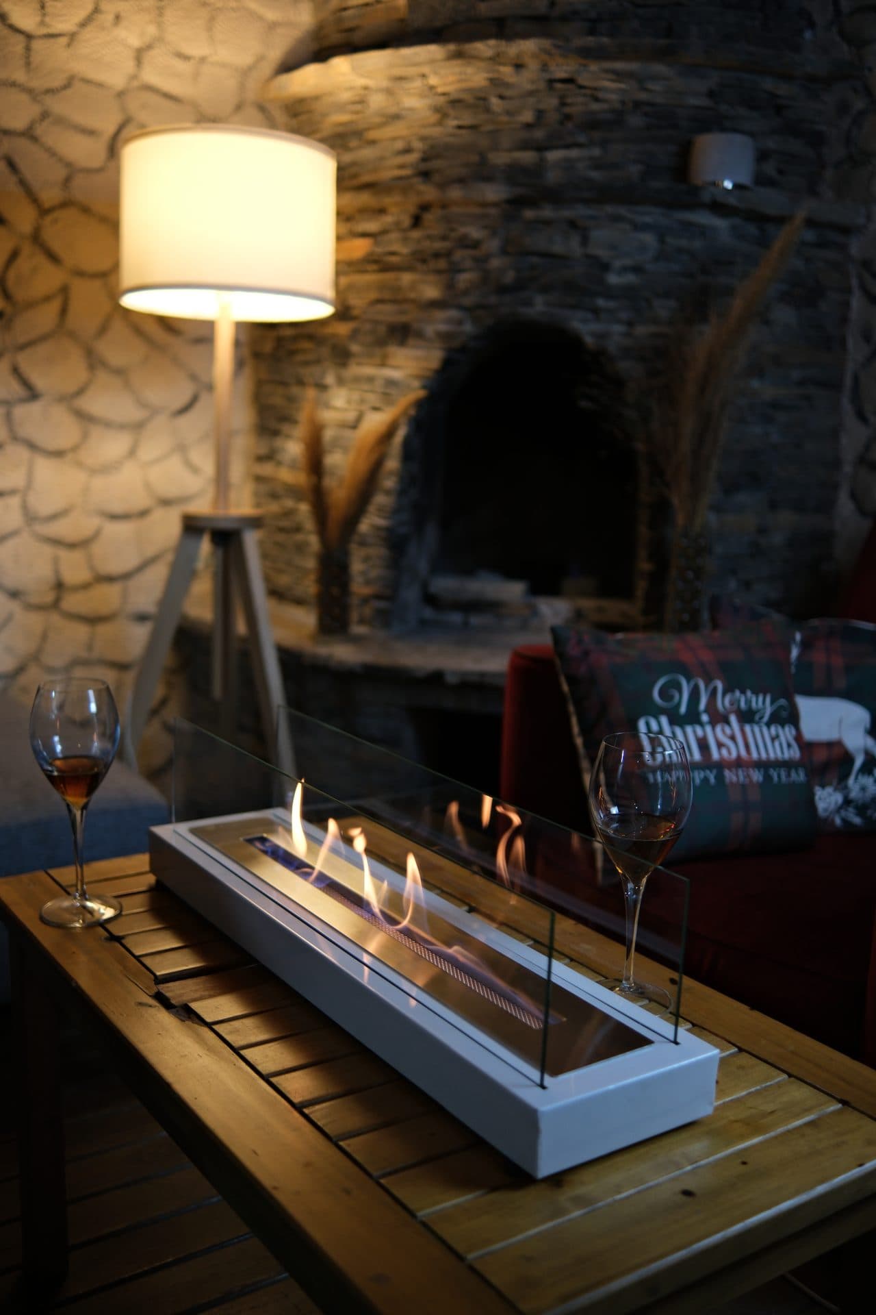 Lüx Büyük Dikdörtgen Masaüstü Şömine Beyaz