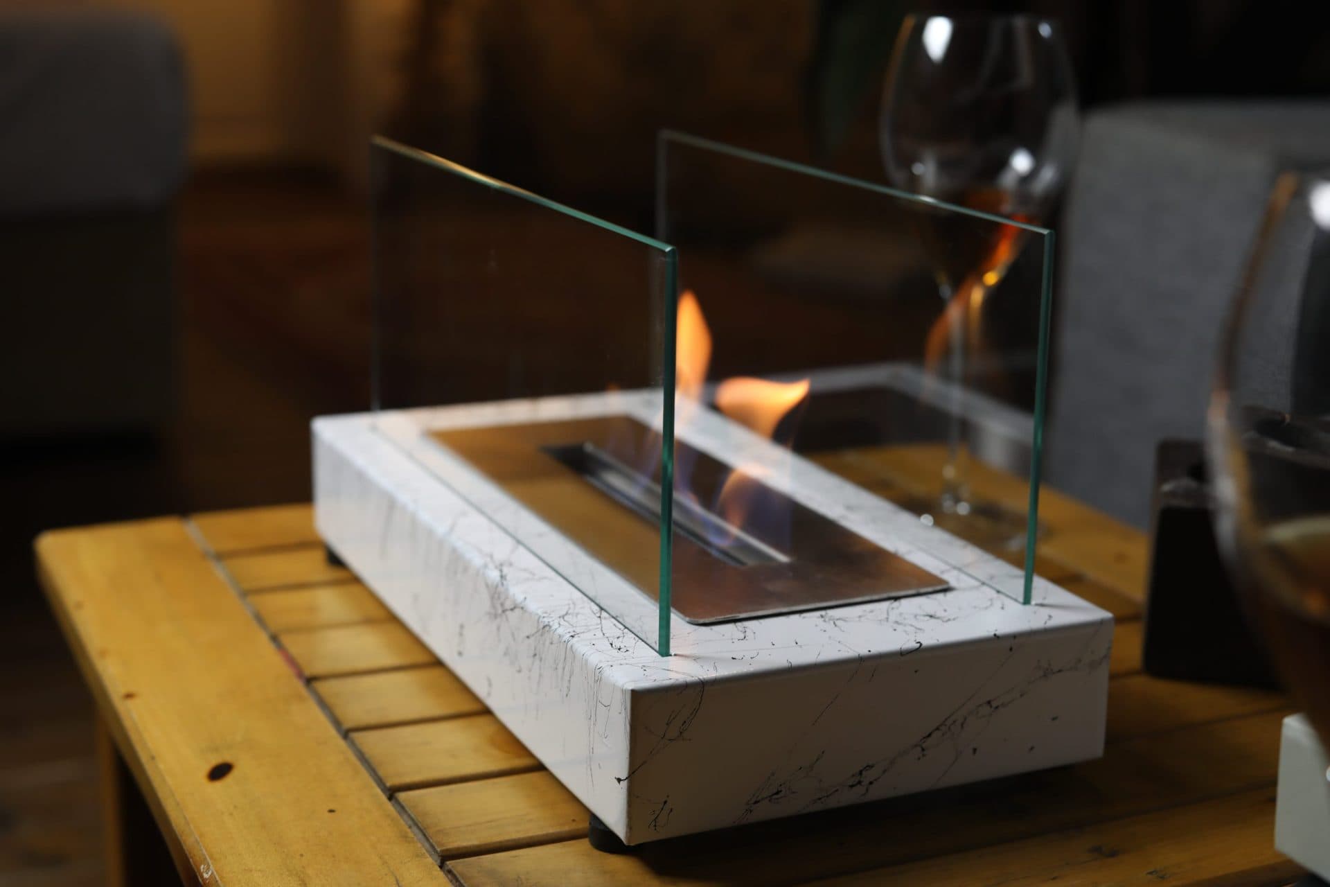 Lüx Mermer Desenli Masaüstü Şömine Beyaz Bioethanol Bacasız Şömine Modelleri ve Fiyatları - SS Concept