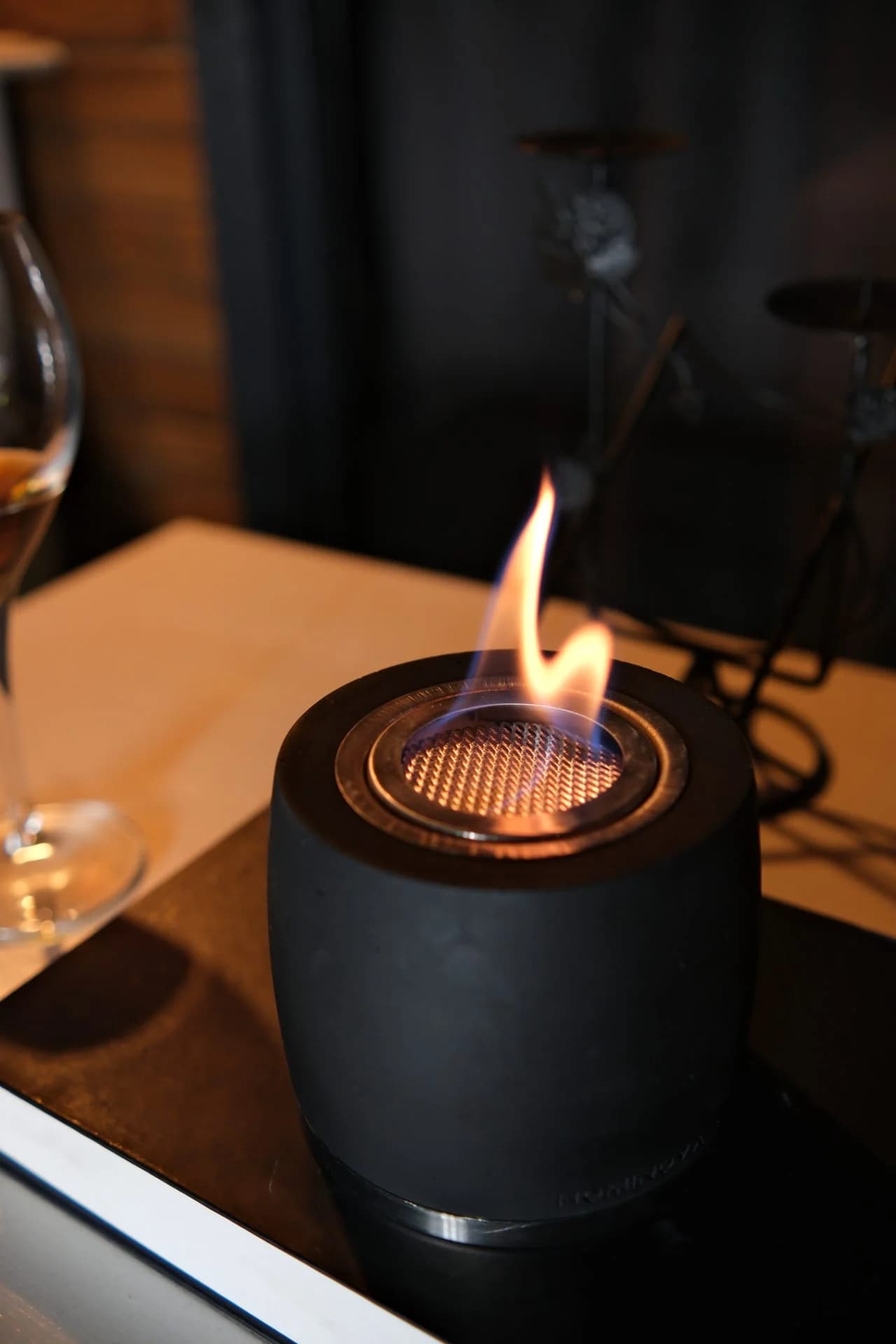 Modern Beton Bioethanol Mini Masaüstü Şömine Siyah Bioethanol Bacasız Şömine Modelleri ve Fiyatları - SS Concept